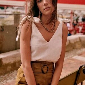Sezane Gisele Ecru Sleeveless Blouse with Tie Shoulders